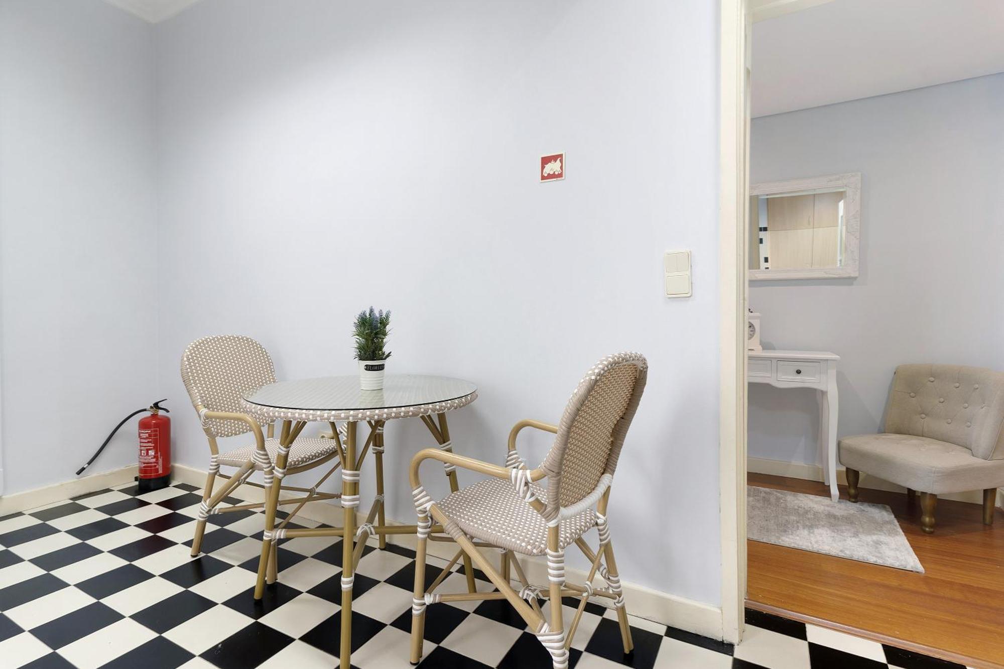 Apartment Boutique Santa Catarina 1 Порту Экстерьер фото